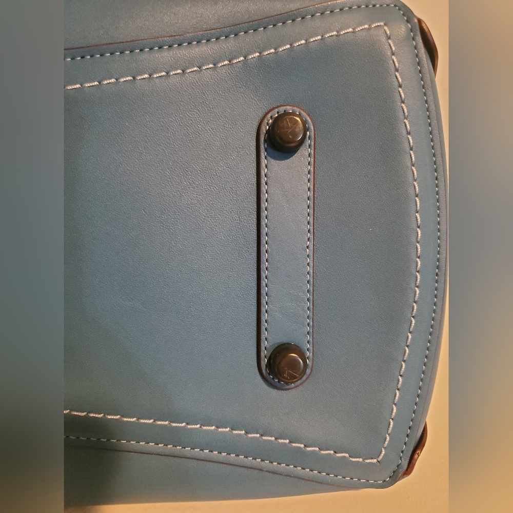 Coach ROGUE TOTE WITH BLUE LINKED TEA ROSE IN BLACK COPPER/RIVER - Picture 15 of 15